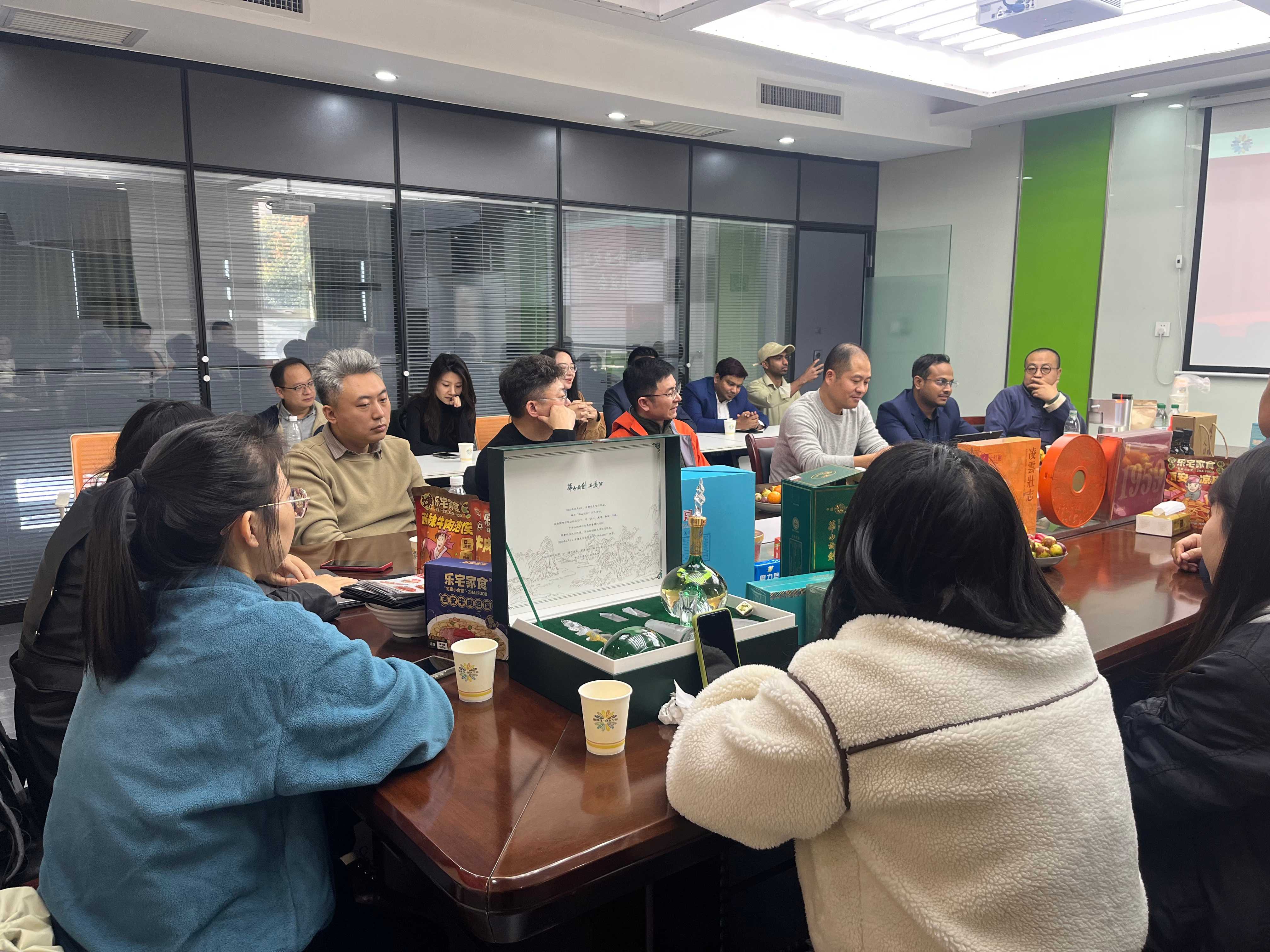 第108期西安银弹谷创客空间企业沙龙—《电商企业交流座谈会》圆满结束